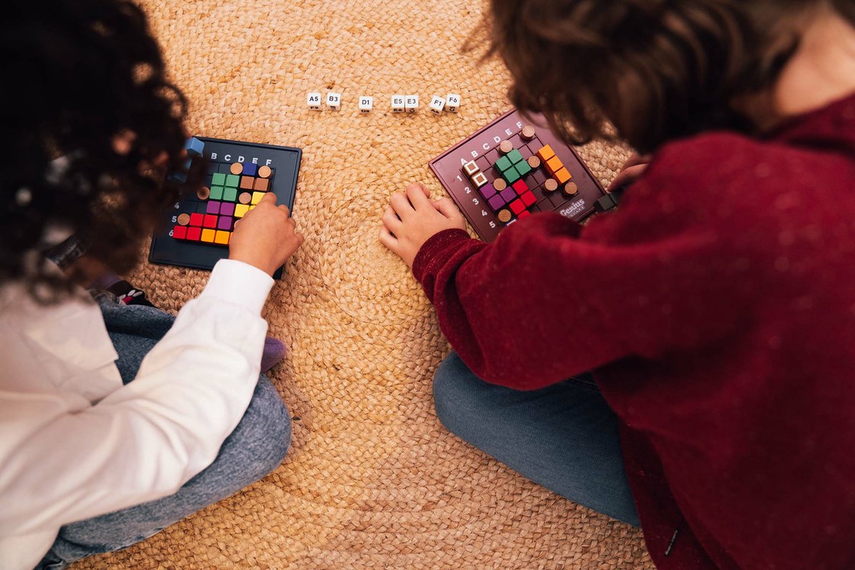 Smart games Genius square